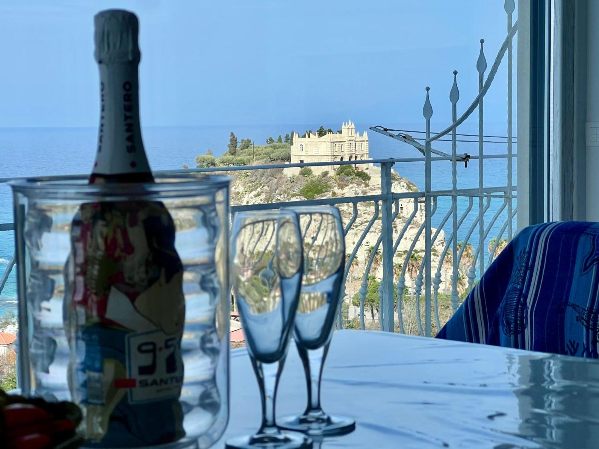 Bella Tropea Suite Екстер'єр фото