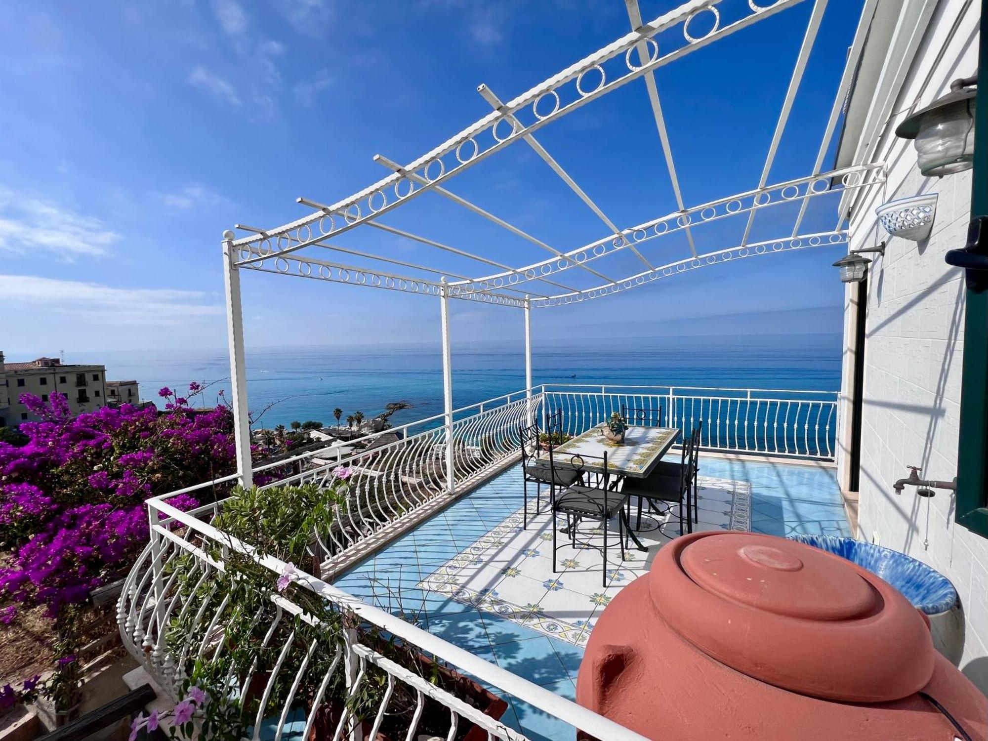 Bella Tropea Suite Екстер'єр фото